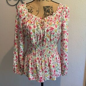 No boundaries floral top